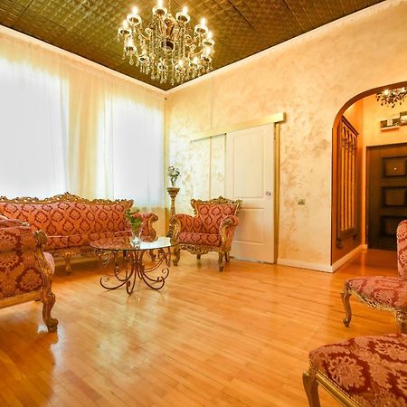 Centrally Located 2Br Apartment With Balcony & Unique Design Bucarest Extérieur photo